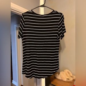 Stripped tee shirt